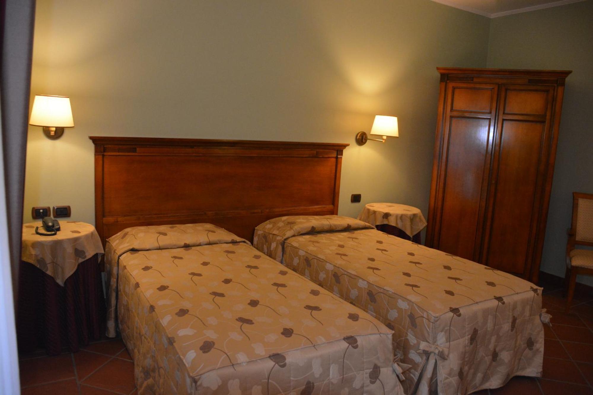 Romantic Hotel Furno San Francesco al Campo Dış mekan fotoğraf